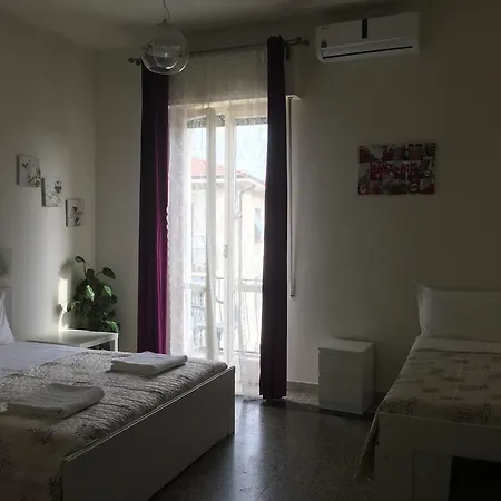 Aliante Turist House Bed & Breakfast