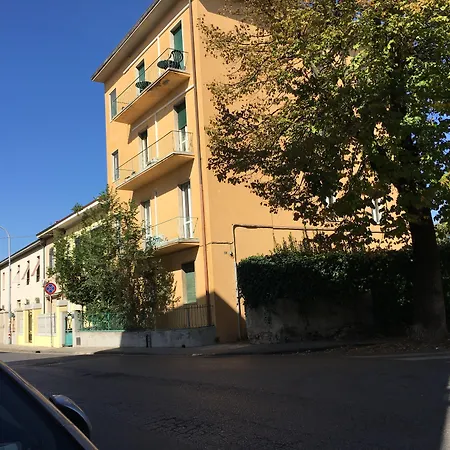 Aliante Turist House Bed & Breakfast