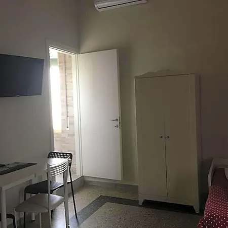 Aliante Turist House Oda ve Kahvaltı Pisa