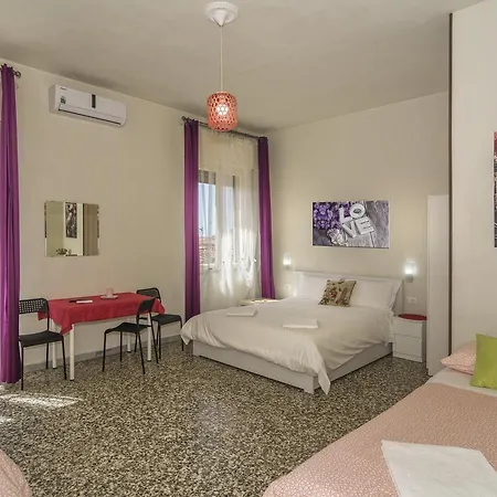 Aliante Turist House 3*