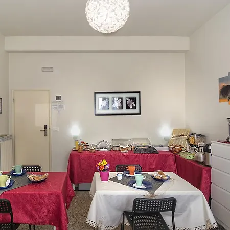Bed & Breakfast Aliante Turist House Pisa