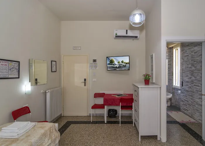 Aliante Turist House Bed & Breakfast 3*