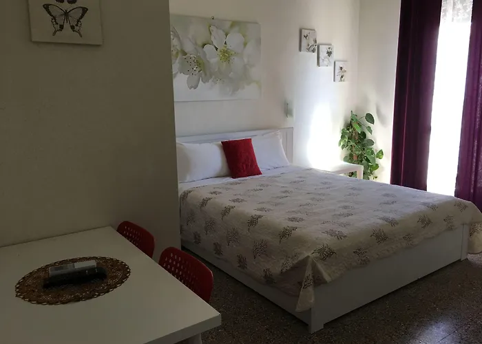 Bed & Breakfast Aliante Turist House 3*
