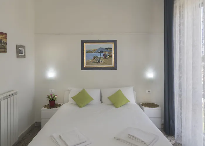 Bed & Breakfast Aliante Turist House 3*