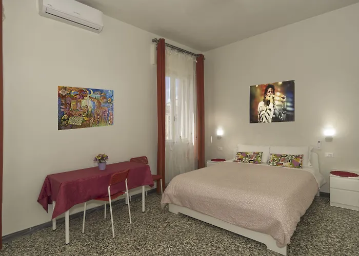 Bed & Breakfast Aliante Turist House 3*