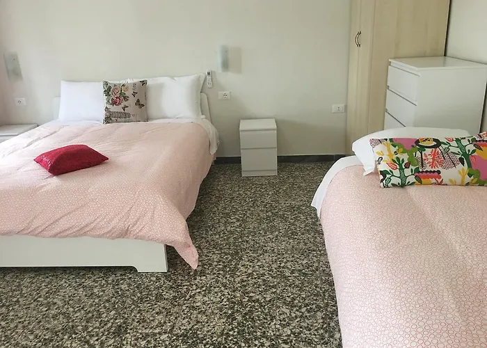 Aliante Turist House Bed & Breakfast 3*