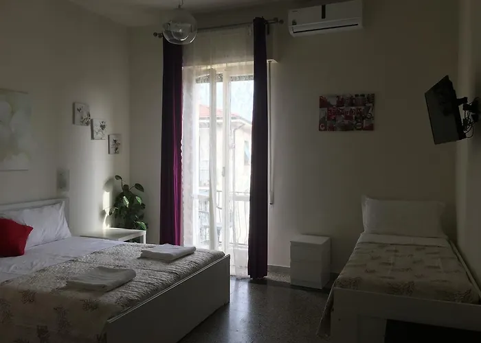 Aliante Turist House Bed & Breakfast