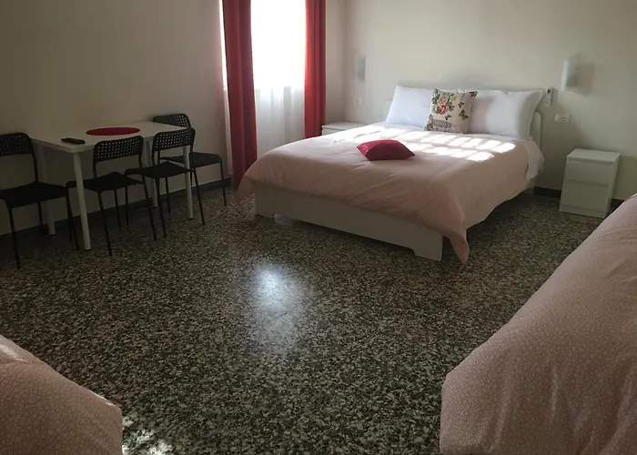 Aliante Turist House 3* Pisa