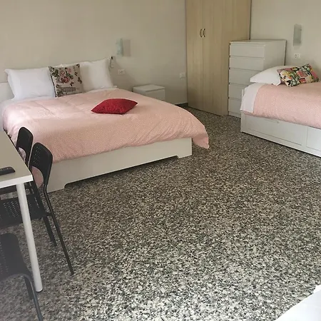 Aliante Turist House 3*